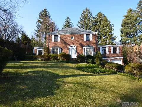 Classic Brick 3 Bedroom Center Hall Colonial On Beautiful Strathmore Vanderbilt Block. Grand Livingrm With Fp, Family Rm, Den, Eat In Kitchen And Finished Lower Level. Private Yard & Patios.