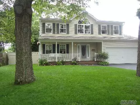 Lovely, Custom Built 14 Yr Young Colonial With Open Layout & Upgrades Throughout.Designer Kitchen W/Nearly New Stainless Appliances, Ground Floor Laundry Center With Top Of The Line Machines, Full Fin Bsmt, Den With Stone Fireplace, Awesome Master Suite With Walk In Closet & Fabulous Master Bath..Hard Wired Alarm System, Patio & Igs Taxes W/Star $10815.40 (Gasconnectonst)
