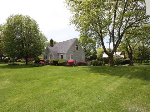 Norgate Farm Ranch, Great Curb Appeal, Hardwood Floors, Renovated Exterior With Deck. **Gas Line Already Connected In The House** Taxes Do Not Reflect The Star Exemption Of $1, 193.19