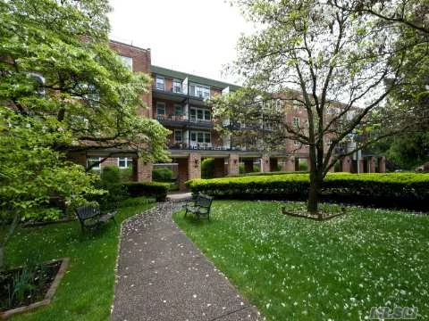 Welcome To This Co-Op Community Offering Ig-Pool, Elevator, Laundry On Every Floor And Private Event Room. This Spacious, 2-Br, 2-Bath, Sunlit Unit Has An Open Floor Plan And Updated Baths, Lots Of Closets And Full Length Terrace. Within Close Proximity To Downtown Glen Cove, Dining And Transportation, This Is Perfect For Beginners Or Downsizers. Must See!