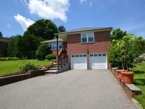 New To Market, This Brick Gem Is Priced To Sell. 5 Bedrooms, Beautiful Hardwood Floors, 3 Bathrooms, Central A/C And Oversized Property, Which Is Beautifully Landscaped.This House Has Been Pre-Inspected!Taxes Verified Before Star Of $1, 310.20.Don&rsquo;t Wait!