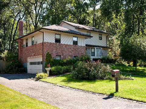 Warm And Relaxing Home Set On 1/2+ Acre In The Viola Drive Community. Featuring Updated Bathsand Kitchen, Beautiful Master Suite And Incredible Flat, Parklike Property.