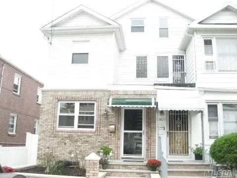 Renovated 2Bedroom One Block From 164th St.& Union Tpke In Fresh Meadows. Q46 To E&F Train Xpress Bus To Manhattan & Q65 To #7 Train On Corner. St.Johns Univ. And All Shopping A Few  Blocks Away.