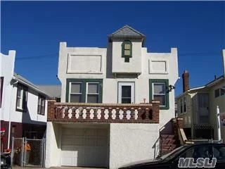 Long Beach:Upper 3R, 1Bth, Livr/Da, Kit, Deck. Includes Washing Machine. 1Mos Security, Small Pet Allowed