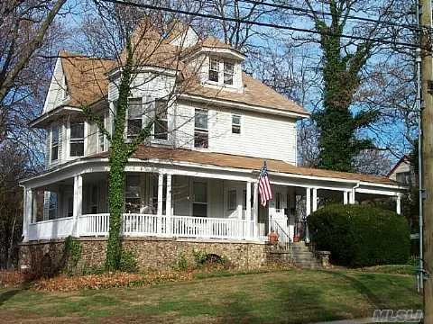 Includes Heat 2nd Fl One Bedrm In Charming Victorian Steps To Lirr. Newer Bath & Ktn & Hw Fls. One Car Offstreet Parking. Tenant Pays Electric, Gas To Heat Hot Water & Gas For Cooking. Subject To Landlord Approval & Credit Check. Vacant