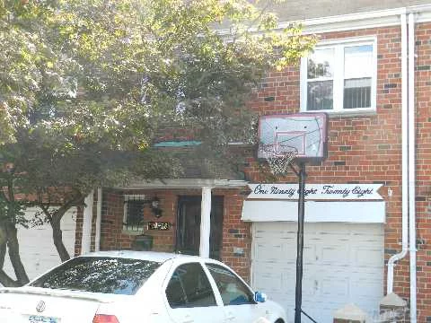 North Flushing Brick 2Family , Move In Condition. Walk To Shopping & Bus