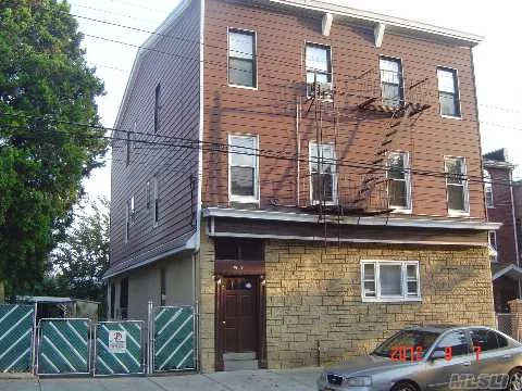 Say Hello To A Good Buy! Rare 5 Family On 50X100 Lot. Cash Cow. 2 Apartments Vacant On Title. Fully Detached, Pvt Driveway, Big Yard. Only Qualified Prospects With Proof Of Funds And Bank Prea Approval Upfront.