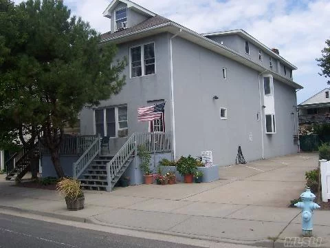 Parking, Heat Inculded, Washer/Dryer In Basement,  High Ceilings, Water Included.