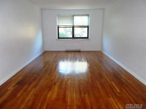 Renovations Just Completed, Custom Renovated Kitchen With Top Of The Line Appliances, Freshly Painted, Floors Scraped & Polyurethaned, Drenched In Sunshine, Nyc Skyline View, Largest 1 Bedroom, Tennis Court & Pool. Close To Schools, Shops, & Transportation