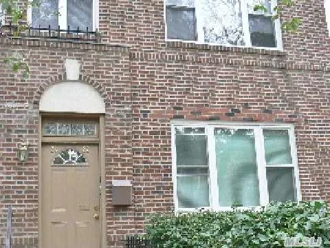 Bright & Sunny 2nd Floor Apt In Ditmas Area. 2 Bedrooms & Living Room W/Hardwood Floors. Updated Kitchen - New Bathroom. Just 3 Blocks Away From N Train And 20 Mins Into Mid-Town Manhattan. Approx Room Sizes: Lr 14X14- Master Br 10X12- Br 8X10.