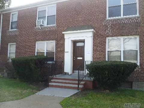 Shows Well Bright Garden Style Coop On 2nd Fl.Freshly Painted W/ New Molding, Wood Fl, New Doors, Updated Bath & Kit, Windows In Bathroom & Kit., Washer & Dryer On Site. Easy Street Parking, No Flip Tax, Allow Sublet After 1 Year, Bus# Q28, Q76