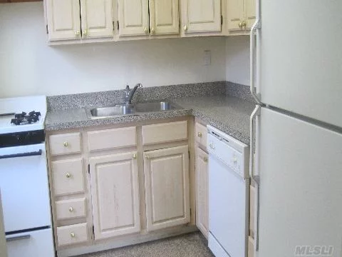 A+ Location And A Top Floor Apartmentwith 3 Bedrooms.2 Blocks To Long Island Railroad Bayside Station. This Is A Corner Unit With Lots Of Windows And Natural Light. It Is Freshly Paintted. The Rent Includes Heat And Use Of Laundry Facilities.