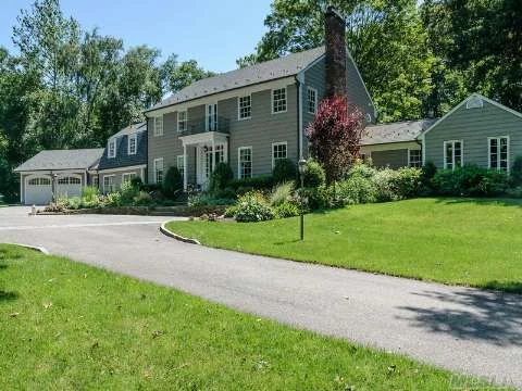 Pristine Center Hall Colonial On 5.69 Verdant Acres With 2 Br. Cottage, Barn And In Ground Pool. Gracious Appointments, Hardwood Floors, Waterworks Baths And Radiant Heat Compliment Every Detail In This Meticulous Residence.