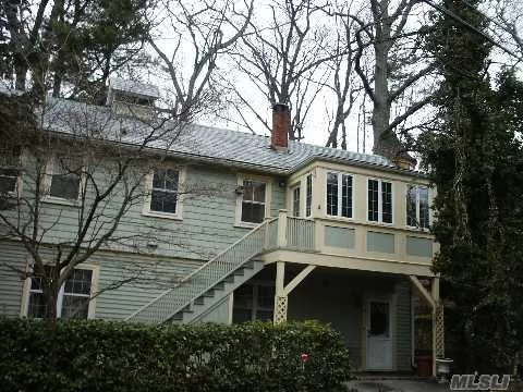 Huge, Sunny Apt In Historic Carriage House, Loads Of Closet Space, Steps To Beach, Freshly Painted And New Carpet Thru Out!