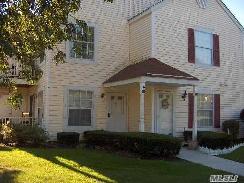 Nicely Redone 2 Br Lower Unit, New Wood Floors & Tile!