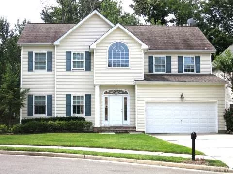 Get Packing! This 2002 Built Home With An Open Flowing Layout And 4 Sizeable Bedrooms And 2.5 Baths, Has Be Restored To New Condition. Freshly Painted, Floors Re-Finished, And Brand New Appliances, Allowing You To Move Right In! Desireable North Shore Schools, And A Quiet Cul-De-Sac.