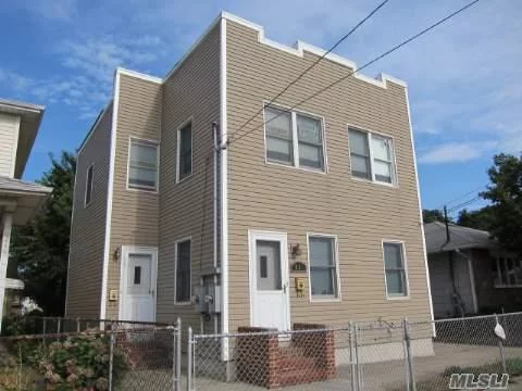 Freshly Painted Apartment, New Bath, New Kitchen Appliances, Carpets & Kitchen Floor. Full Income Verification And Credit Check Requested By Seller.