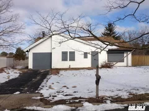 Contemporary Style Ranch With Open Floor Plan, Vaulted Ceilings, And Brick Fire Place Large Master Bedroom And Bath.