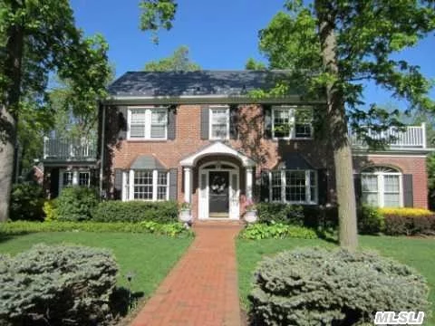 Beautifully Maintained Classic, All Brick Center Hall Colonial Set In The Heart Of Munsey Park Featuring 4 Bedrooms, 3.5 Baths, Freshly Painted And Gleaming Hardwood Floors Throughout. This Wonderful Home Is Professionally Landscaped With Exterior Garden Lighting, And Brick Patio. Convenient To School, Town, The Americana Shopping Center And The Manhasset Train Station.