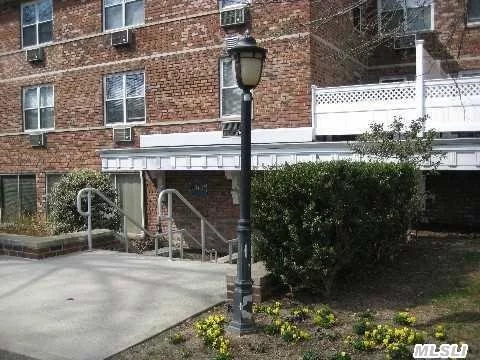 Wow! Price Reduced. 2nd Flr Unit Available At The Beautiful Lynbrook Gardens! 1 Large Br, 1 Fb, Large Lr/Dr Combo, Galley Kitchen, 2 Ac Units, 5 Closets (2 Are Walk-In). Co-Op Amenities Include On-Site Parking, Storage, Laundry And Ig Pool. Unit Being Sold As Is! Needs New Paint And Carpet - Hardwood Floors Underneath. Not Available For Occupancy Until 9/1/13.