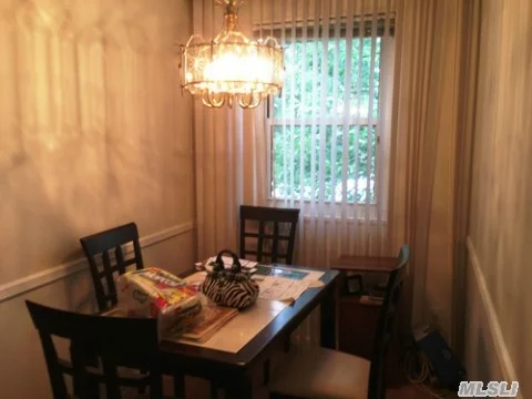 Upper Unit Featuring Spacious Rooms, Seperate Dining Area, Close To Shops And Transportation.