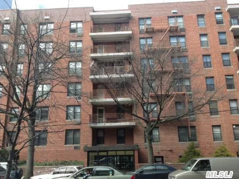 Well Maintained Co-Op Building In The Heart Of Flushing. Low Maintenance Included All Utilites Except Electricity. Features Spacious Air Large 2 Brs With 1.5 Bath With Plenty Of Space. Fresh New Paint, Renovated Corner Unit With Lots Of Windows.East, South & Western Exposure.