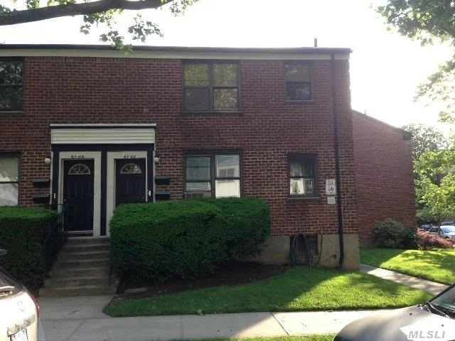 Mint 1 Bedroom Corner Bright Unit. Lots Of Windows. Unit Is On The 2nd Floor. Updated Kitchen With Dishwasher And Updated Bath, Hardwood Floors. Less Than 2 Miles From St. John&rsquo;s University. School District 26. P.S. 26, Jhs 216. Close To All! Q75, Q88, Qm1A, Qm5, Qm8 Buses. Move In Condition! No Flip Tax. Storage Is Available. Garage Available. Must See !!