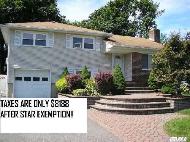 This Updt Home In Midblk Loc. On Oversized Parklike Prof.Landscpd Property With Great Curb Appeal Features, Updt Eik, Bth, Windows, Liv/Rm With Fpl, Hardwd, Pergo, Ugs, 150Amp, Alarmed, New Vinyl Fence, 20X18 Deck, Extremely Reasonable Taxes.Taxes With Star Ex. Only $8, 188!!