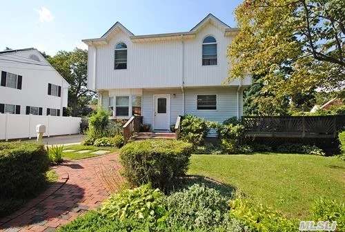 ***Welcome Home**This Oversized Colonial Boasts 4Br, 4 Full Bths, Including A 1Br Accessory Apartment (Check Local Zoning). Oversized Country Kitchen With Sliders To Deck, Large Living Room. New Roof, In Ground Sprinklers, Fully Fenced Yard, Outdoor Shower. Pool Is A Gift.