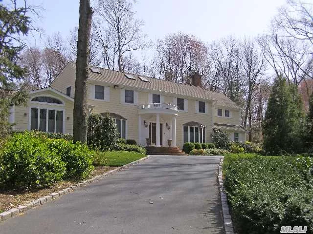 Absolutely Extraordinary Colonial.Dramatic, Sophisticated, Yet Warm/Inviting.Totally High End/Updated.Open Floor Plan.Gourmet Kitchen;Expansive Living Room, Dining, Family Room;Mahogany Library.Incredible Master Suite With Study/Exercise Room.Security System, Generator, 3-Car Heated Garage.2 Professionally Landscaped Acres.Outdoor Kitchen.Cold Spring Harbor Sd#2.Move Right In!!