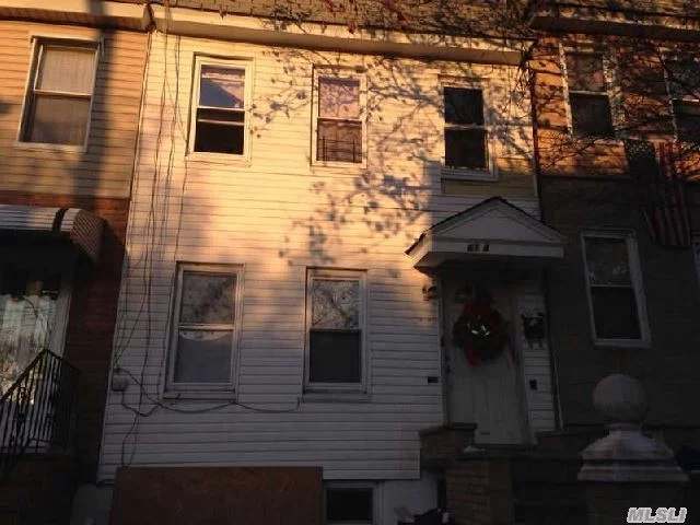 2 Family House , Renovated. 1 Floor: 3 Bedrooms, Living Room, Dining Room, Kitchen, Full Bath, Back Yard. 2Floor: 3 Bedrooms, Living Room, Dining Room, Kitchen, Full Bath, Actually With Tenants $1500.Fully Finish Open Basement.