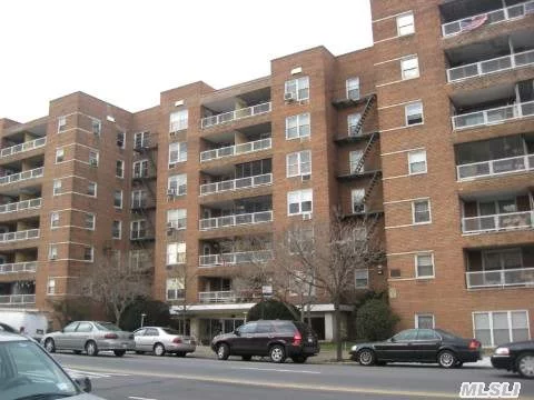 Spacious One Br Co-Op.Separate Kitchen.Formal Dr. Very Large Lr, Bedroom With Closets And Bathroom. Elevator Building With Laundry Rooms, Intercom, Pets Friendly And It Can Be Rent It.Convenience To #7, R, M And Lirr Trains.