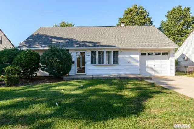 A Wonderful, Clean, Adorable- Mint Cape, 4 Bedrooms 1.5 Baths, Living Room, Kitchen/Dining Rm/ Porch/Move Right Into This House!!!//Deduct Approx. $1276.77 From The Taxes For The Basic Star Program.