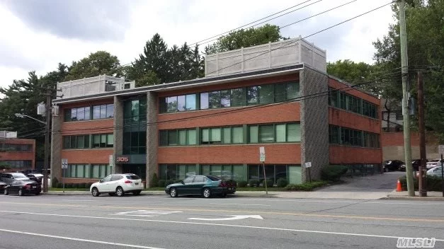 Great Office Space For Lease In A Modern Office Building, Under New Management, Priced Low For Fast Rent. Other Office Spaces Available The Owner Will Build To Suite. Total Of 6 Rooms And The Waiting Area.