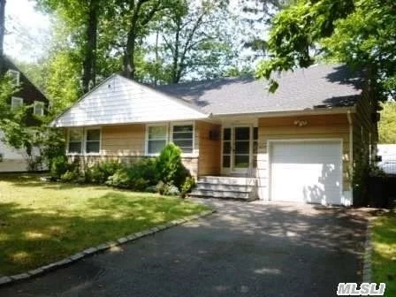 Sunny & Spacious Sprawling Expanded Ranch Within Close Proximity To Town & Lirr. Renovated Interiors. Sparkling Clean. Great Neck South Middle & High Schools. Available 11/15/13.