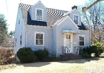 Cheerful, Freshly Painted And Sparkling Clean Second Floor Apt. No Pets. No Visiting Pets. Full Current Credit Report And References Required.