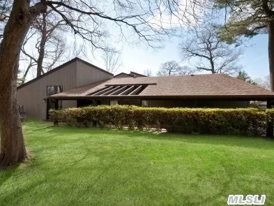 California Ranch On A Private Cul-De-Sac W/Redone Eik, New Deck, Wood Flrs & 3 Bdrms. Parklike Back Yard!