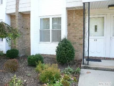 Lovely 2 Bedroom Lower Unit In Rocky Point Gardens With Updated Appliances, Brand New Top Of The Line Pergo Floors, Large Patio In Private & Secluded Location, Near All, Maintenance Fee Includes: Taxes, Heat, Gas, Water, Garbage & Snow Removal, Exterior Maintenance, On Site Laundry Facility, Must See!