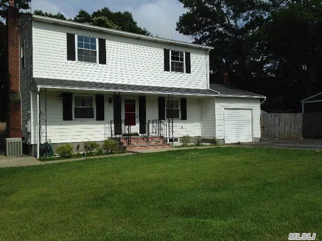 Lrg. Lovely 4 Bdrm Colonial W/Brand New Kitchen, Granite Counters, S.S. Appliances & Bamboo Flrs. Hrdwd Fls Up&Down, 2 Fpl, Lg Lr & Fml Rm, New Ca, New Windows And Roof, Siding, Insulation. Updated Burner, New H.W. Heater, Frt Load Washer/Dryer, Indoor Oil Tank, Igs, New Front And Back Stoop, Part Finished Bsmt W/ Outside Entrance. Parking For 6 Cars, Tx W/Basic Star $7, 89