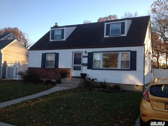 Great Whole House Rental On A Quiet Block. Updated Kitchen And 2nd Floor Bath. Park Like Backyard And Plenty Of Storage In The Full Basement. (4) Bedrooms And (2) Full Baths. You Must See This One! Small Pets Okay. Ready For January 1st. The Best Deal In Farmingdale Rentals!