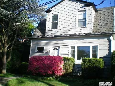 {Rivate, Spacious And Charming 3 Bedroom Colonial On Tree Lined Street. North Shore Schools. One Block From Sea Cliff Elementary School. Small Dog May Be Ok With Extra Security. No Smoking In House. Tenant Occupied. 24 Hours Notice To Show Please. Full Current Credit Report And References Required.