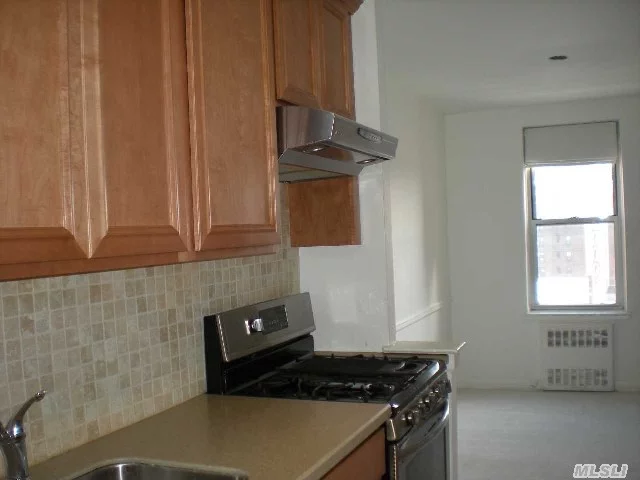 Excellent Location !!!!! Mins Walk To The Subway R, M, E, F, And 7.  Quiet Block. Excellent Condition. Updated Kitchen And Bath. Everything Is Like New. Just Move Right In. High Floor Unit With Great View, Plenty Of Windows. Bright And Sunny.  Very Large 1Br Unit With Huge Living Room, Eat In Kitchen, Dinning Area, And Extra Closets. Won&rsquo;t Last. Info For Ref Only.