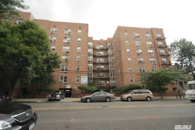 Excellent Hi-Rise Co-Op Building With Elevator. 1 Bedroom 1 Bath Living Room, Dining Room, Kitchen, School District # 25, Close To Shops & Transportation To #7 Train & Roosevelt Ave.