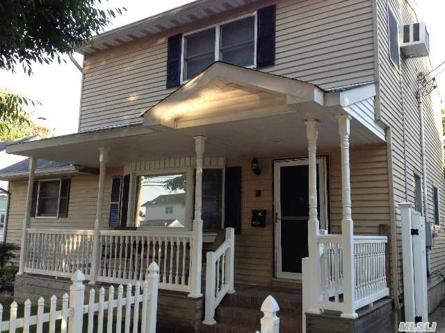 Mint 5 Br Homeconvenient To Parkways, Lirr, Mall, Park. Beautiful Extended Kit W/ Granite, Stainless, Ct Fl. Updated Baths, King Mbr W/ Double Closet, Crown Molding, New Interior Doors, Hihats. Hw 1st & 2nd Flrs, Attic Ladder To Floored Attic, 200 Amps, Andersens. Gas Line In House, Relax On Lovely Front Porch. Taxes With Star @$8, 038