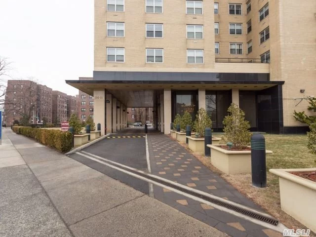 Sale May Be Subject To Term & Conditions Of An Offering Plan.Forrest Hills 3Br , 2Full Baths, Living Room, Formal Dinning Room, Terrace W/ Manhattan Views.Hardwood Floors.Doorman Building, Gym, Olympic Pool.Close To Shops, Movie Theaters, Near Subway Station To Manhattan Buses And Much Much More.