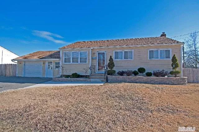 Welcome Home To This Brand New Expanded Ranch Like No Other On The Market! Huge 3 Car Driveway W/Attached Closed In Breezeway & 1.5 Car Garage. Cac. Gas Cooking. Chef&rsquo;s Kitchen W/Ss Appliances. Granite Countertops. Pot And Pan Pullout Drawers W/Soft-Close. Crown Mouldings, Hi Hats And Vaulted Ceiling. Two Brand New Baths. Ose Off The Kitchen Which Leads To The Basement.