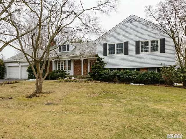 Beautiful Brick/Siding Munsey Park Colonial - Large Rooms, High Ceilings Gourmet Kitchen, Large Family Room With Fireplace, New Baths Completely Refinished Hardwood Floors And Freshly Painted, New Moldings And Woodwork Throughout. 4 Bedrsooms, 3 Baths All On A Wonderful, Flat Landscaped Yard.