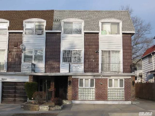 Bay Terrace Duplex 2F, Building Size 24 X 59, The Largest Model. Just A Step To The Bus Stop To Lirr And All Shopping. Near All Major Highway.