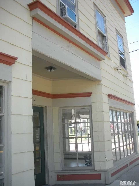 Corner Building On Main Street Fully Occupied With Rental Growth- Existing Leases On All. Tenant's Pay All Utilities- Landlord Pays Taxes- 2378 Square Feet