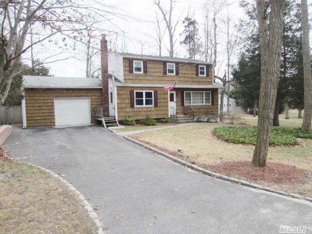 Beautiful 4Br, 2 Full Bth Colonial W/Hw Floors Throughout, Eik W/Oak Cabinets W/Granite Countertops & Tumbled Stone Backsplash, Custom Paint, Custom Moldings, French Door, Ceiling Fans, Some New Windows & Slider, New Heating Sys, New Leaders & Gutters, Newer Roof, 1.5 Car Garage, Large Fenced Property, A Must See! Taxes Do Not Reflect Star